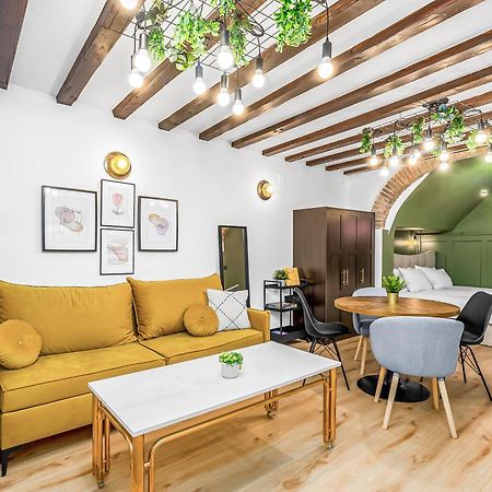 La Bestia Deluxe Studio Apartment Rovinj Eksteriør billede