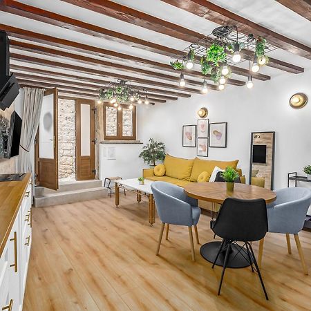 La Bestia Deluxe Studio Apartment Rovinj Eksteriør billede